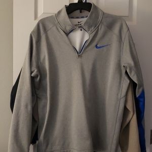 Nike pullover